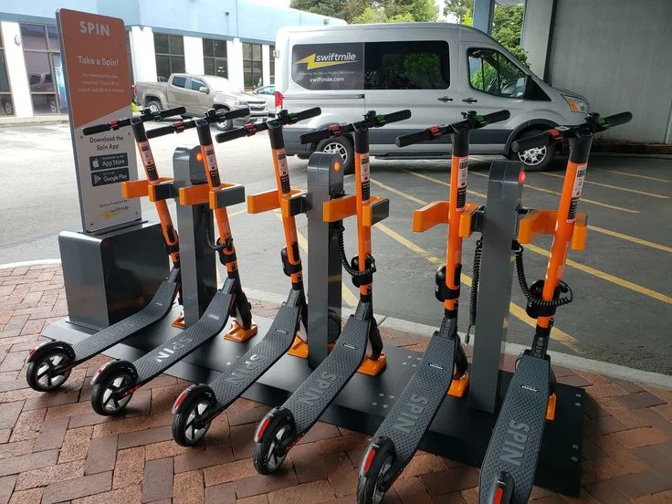 How to Ride an Electric Scooter Safely in Rain or Wet Roads